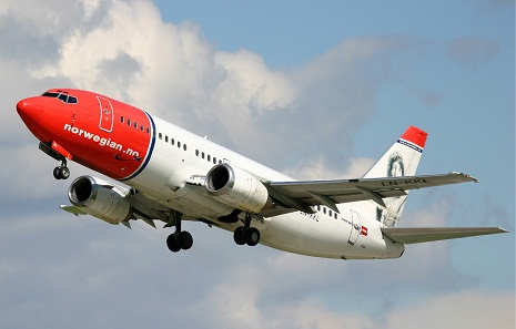 Plane of Norwegian Air Company makes emergency landing in Baku